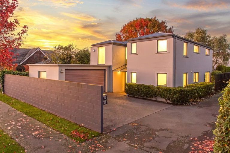Photo of property in 34 Hamilton Avenue, Ilam, Christchurch, 8041