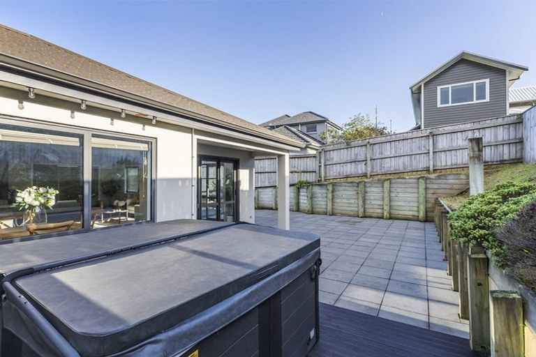 Photo of property in 3 Nelson Avenue, Aotea, Porirua, 5024