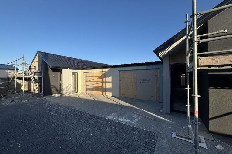 Photo of property in 48 Seymour Street, Hornby, Christchurch, 8042