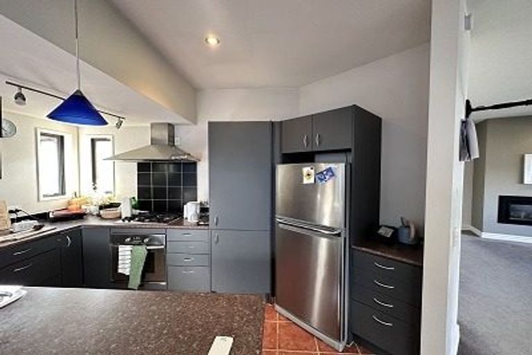 Photo of property in 25a Marina Drive, Frankton, Queenstown, 9300