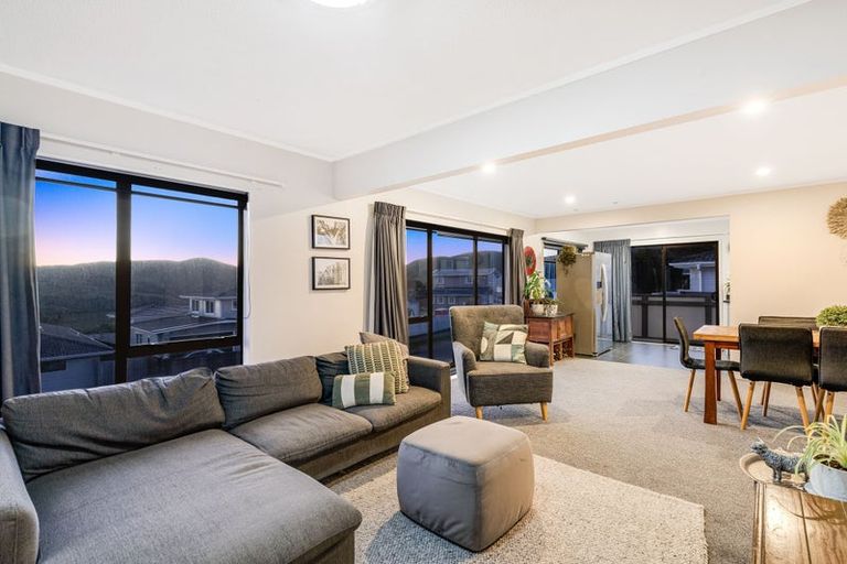 Photo of property in 8 Outram Grove, Kelson, Lower Hutt, 5010