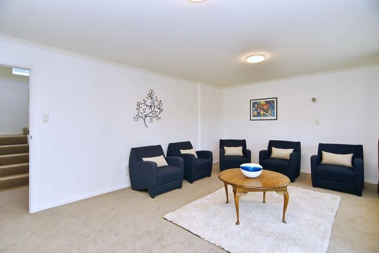 Photo of property in 10 Rachel Place, Avonhead, Christchurch, 8042