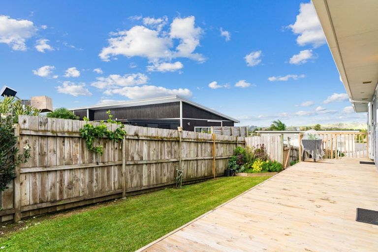 Photo of property in 12 Weka Street, Mangawhai, 0505