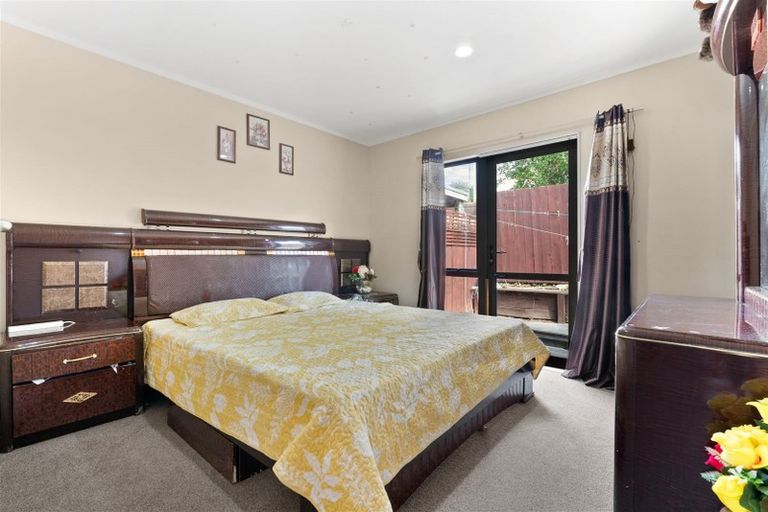 Photo of property in 74 Malaspina Place, Papatoetoe, Auckland, 2025