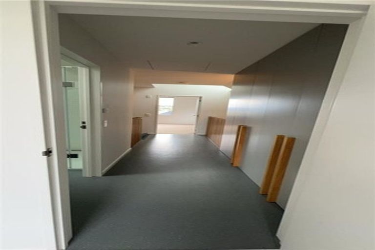 Photo of property in 383 Adelaide Road, Newtown, Wellington, 6021