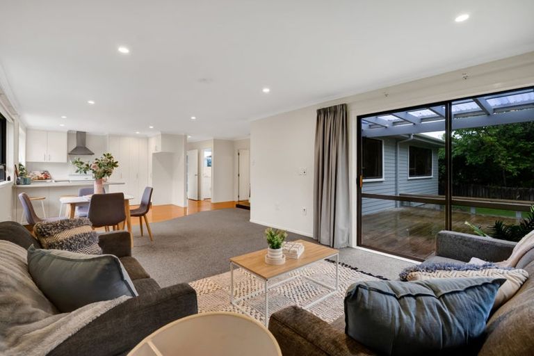 Photo of property in 352 Manutahi Road, Lepperton, New Plymouth, 4373