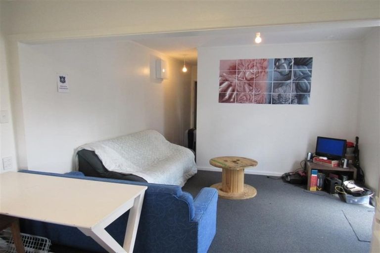 Photo of property in 8a Drummond Street, Mount Cook, Wellington, 6021