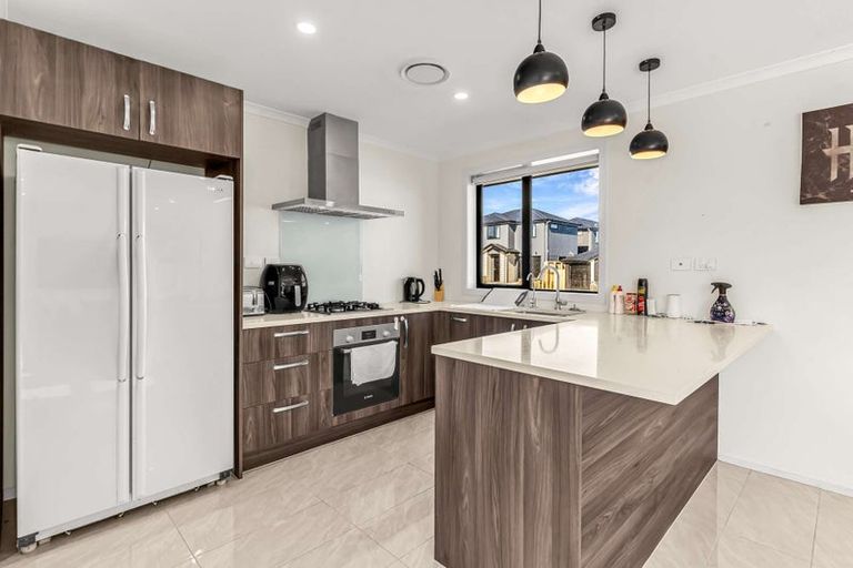 Photo of property in 28 Inuwai Street, Glenview, Hamilton, 3206