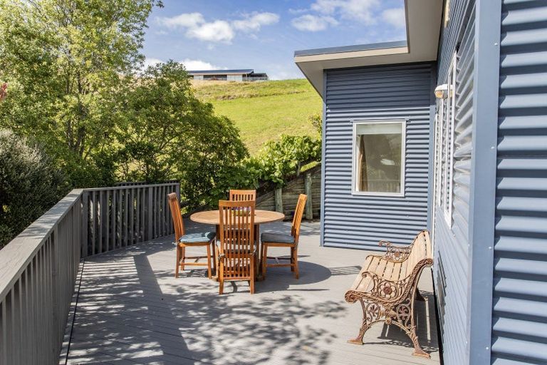Photo of property in 11 Manuka Terrace, Duvauchelle, 7581