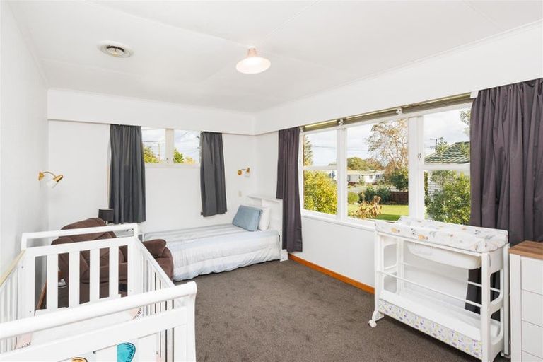 Photo of property in 197 Bridge Street, Bulls, 4818