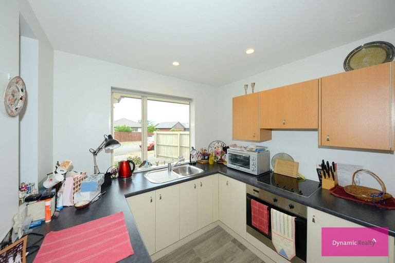 Photo of property in 70 Vivian Street, Burwood, Christchurch, 8083