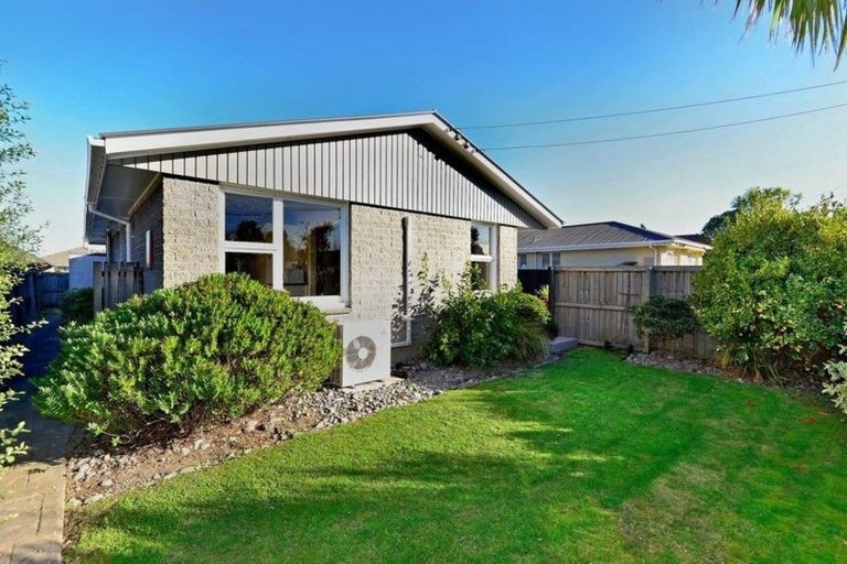 Photo of property in 19 Cunningham Place, Halswell, Christchurch, 8025