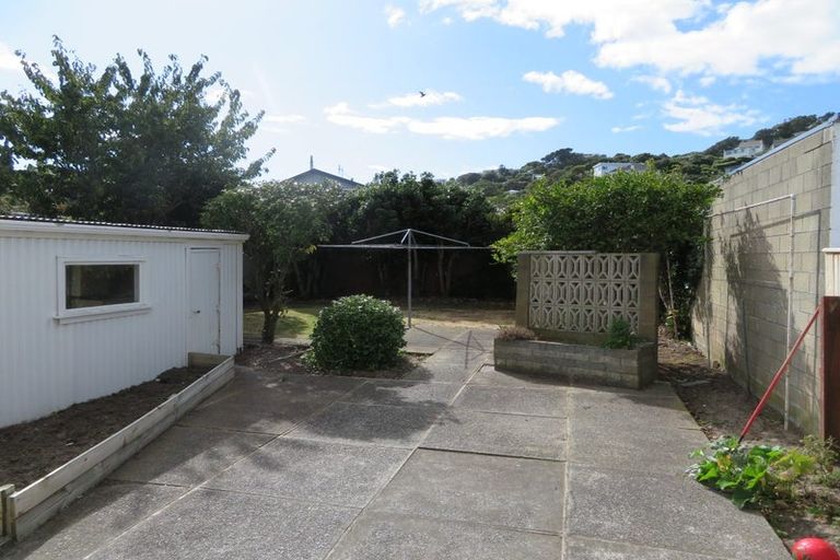 Photo of property in 23 Glamis Avenue, Strathmore Park, Wellington, 6022