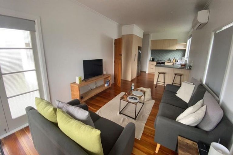 Photo of property in 6 Kenny Avenue, Ahuriri, Napier, 4110