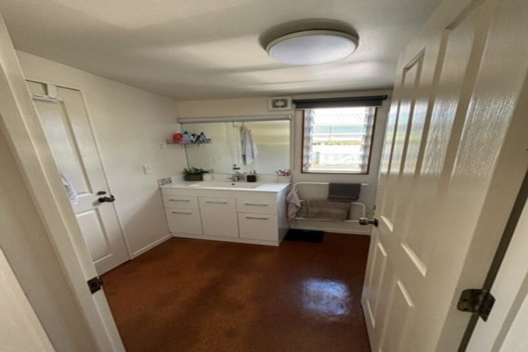 Photo of property in 7a Green Lane, Helensville, 0800