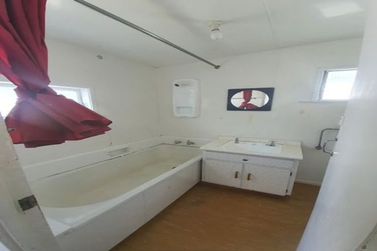 Photo of property in 20 Rhodes Street, Newtown, Wellington, 6021