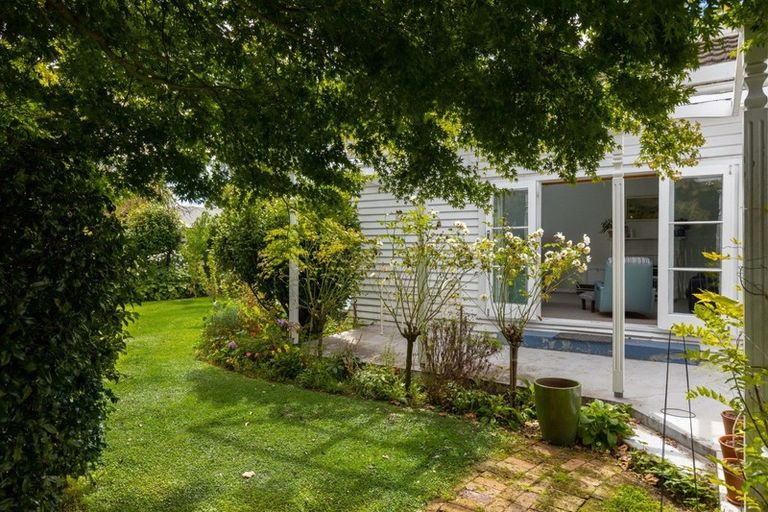 Photo of property in 37 Eltham Road, Blenheim, 7201