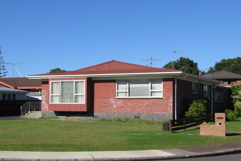 Photo of property in 2/6 Manuka Street, Orewa, 0931