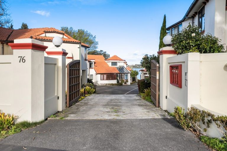 Photo of property in 3/76 Shakespeare Road, Milford, Auckland, 0620