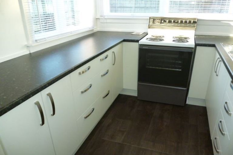 Photo of property in 10 Donald Place, St Albans, Christchurch, 8014