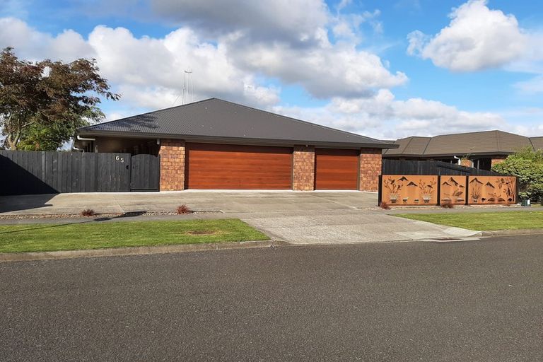 Photo of property in 65 Peter Hall Drive, Kelvin Grove, Palmerston North, 4414