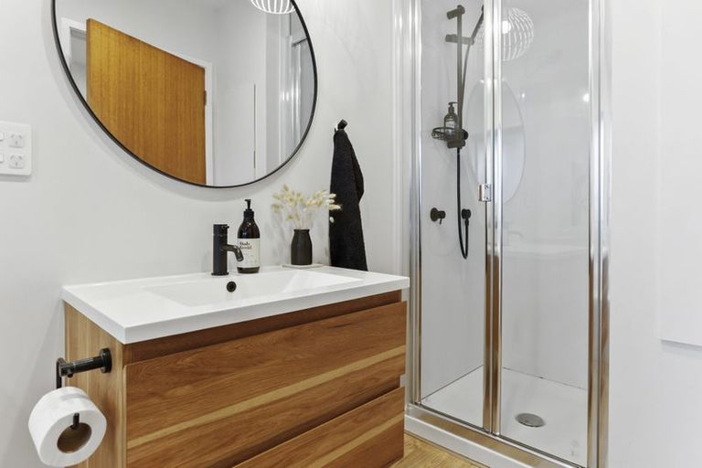 Photo of property in 5/19 Oates Road, Glen Eden, Auckland, 0602