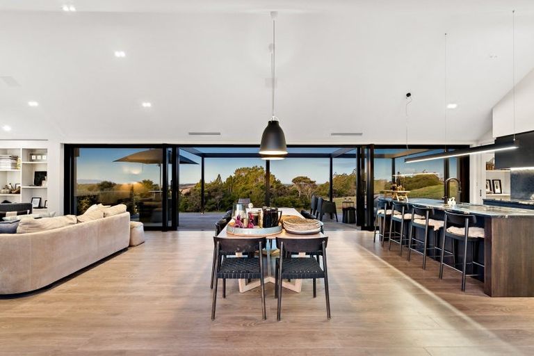 Photo of property in 34 Aroha Road, Te Arai, Wellsford, 0975