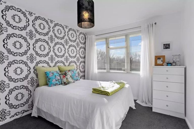 Photo of property in 1 Tompkins Lane, Burwood, Christchurch, 8061