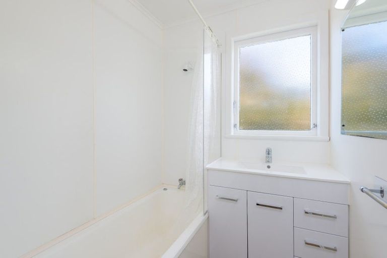 Photo of property in 22 Prisk Street, Melville, Hamilton, 3206