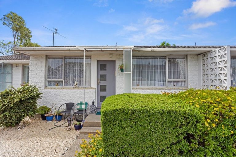 Photo of property in 2/537 Hereford Street, Linwood, Christchurch, 8011