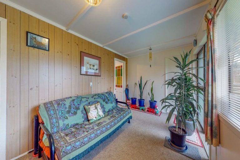 Photo of property in 1 Swordfish Avenue, Whiritoa, Whangamata, 3691