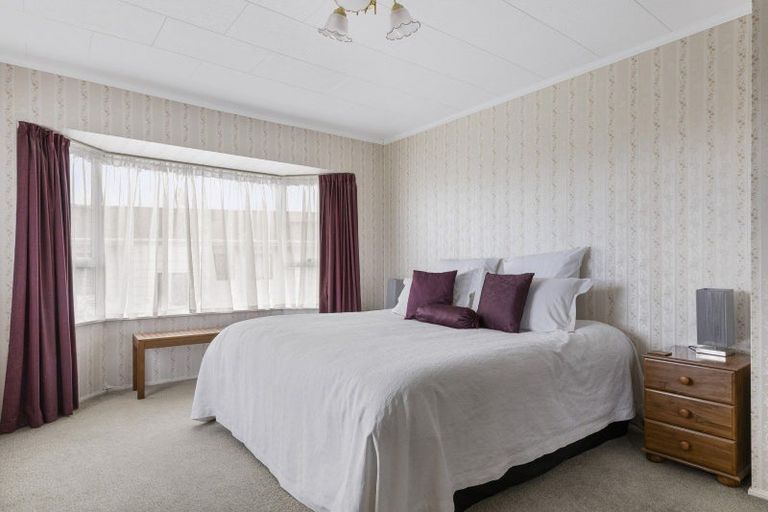 Photo of property in 63 Grace Crescent, Richmond Heights, Taupo, 3330
