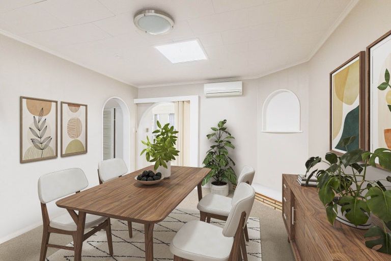 Photo of property in 2/70 Meeanee Road, Taradale, Napier, 4112