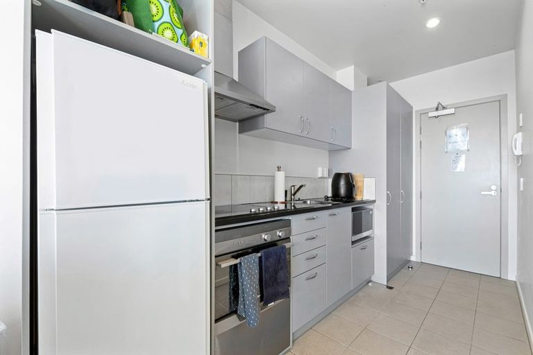 Photo of property in Royal Court Apartments, 1193unit Hinemoa Street, Rotorua, 3010