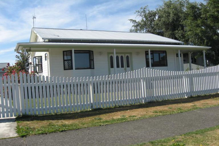 Photo of property in 38 Grey Street, Feilding, 4702
