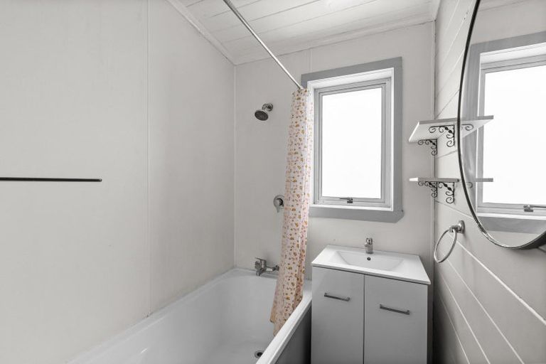 Photo of property in 410 Grays Road, Saint Leonards, Hastings, 4120