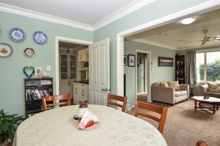 Photo of property in 240 High Street North, Carterton, 5713