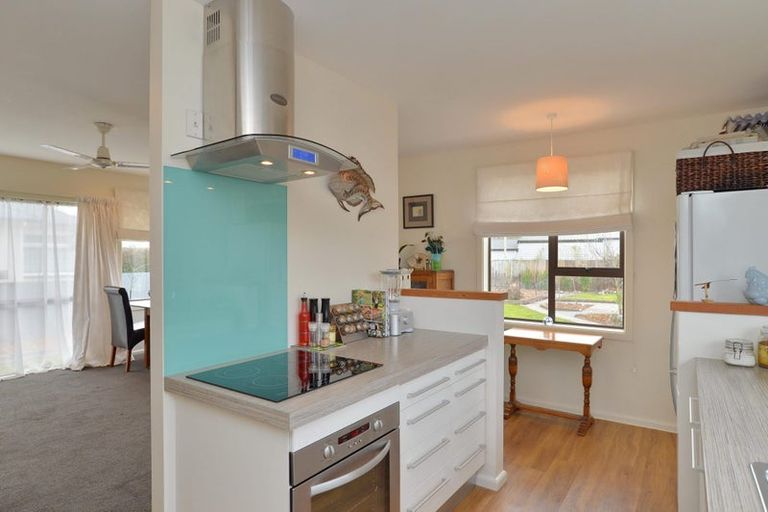 Photo of property in 52 Cridland Street East, Kaiapoi, 7630