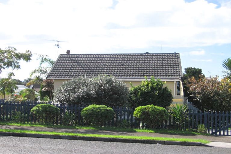 Photo of property in 1/134 Bucklands Beach Road, Bucklands Beach, Auckland, 2012