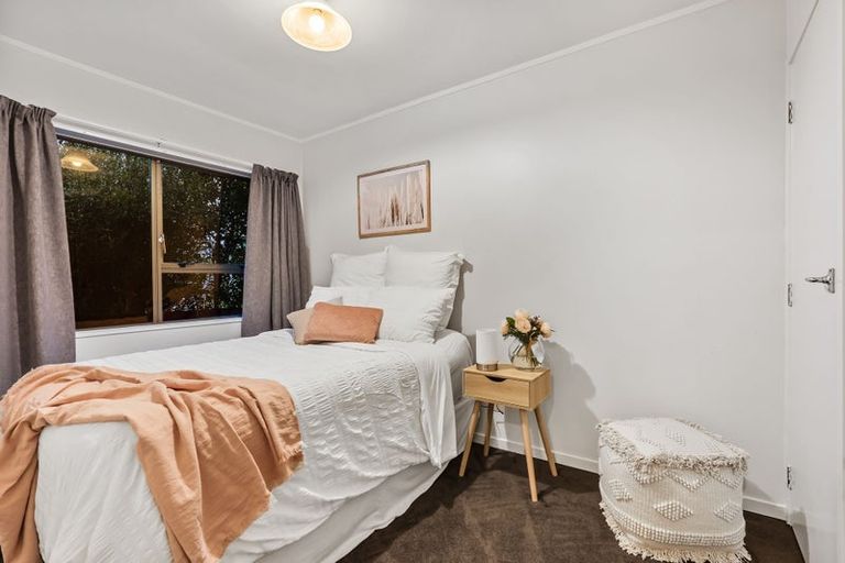 Photo of property in 2/31 Bowater Place, Manurewa, Auckland, 2102