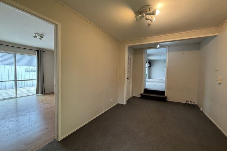 Photo of property in 607 Beach Road, Rothesay Bay, Auckland, 0630