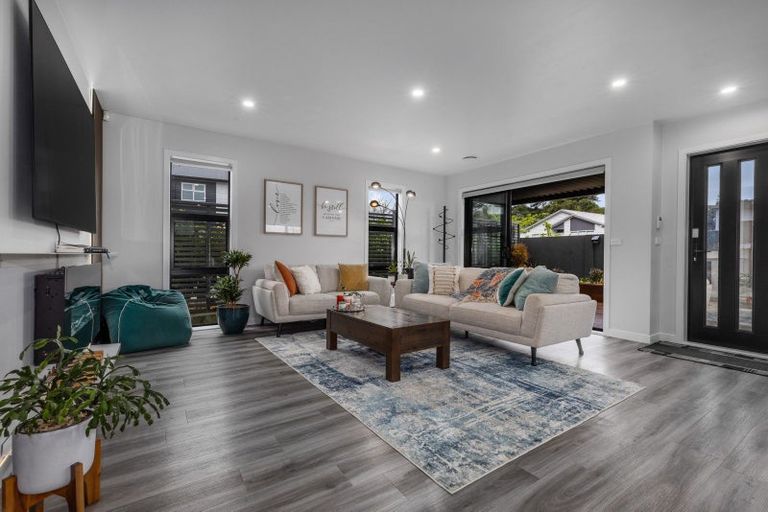 Photo of property in 41 Karearea Avenue, Kenepuru, Porirua, 5022