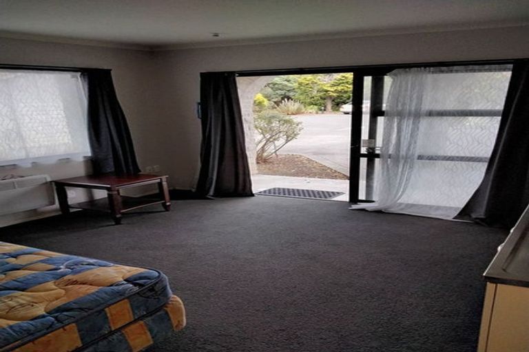 Photo of property in 665 Pioneer Highway, Highbury, Palmerston North, 4412