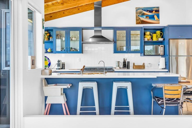 Photo of property in 11 Claude Street, Mangawhai Heads, Mangawhai, 0505