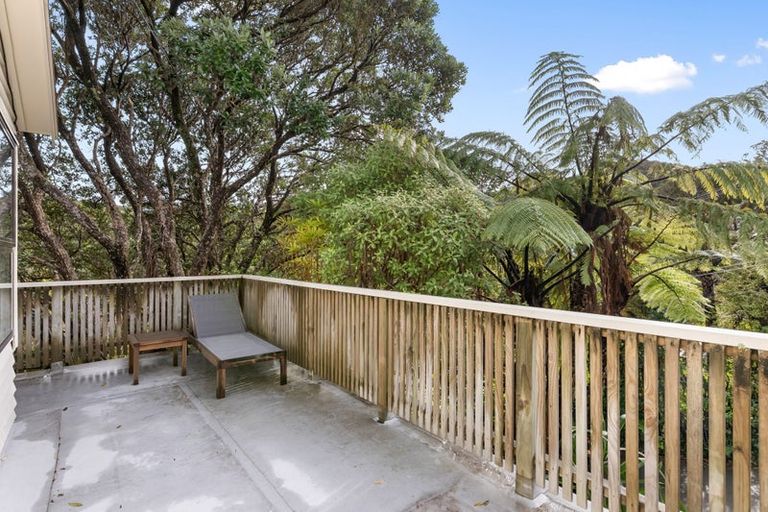 Photo of property in 38 Montgomery Avenue, Karori, Wellington, 6012