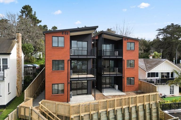 Photo of property in 6/12 Ruakiwi Road, Hamilton Lake, Hamilton, 3204