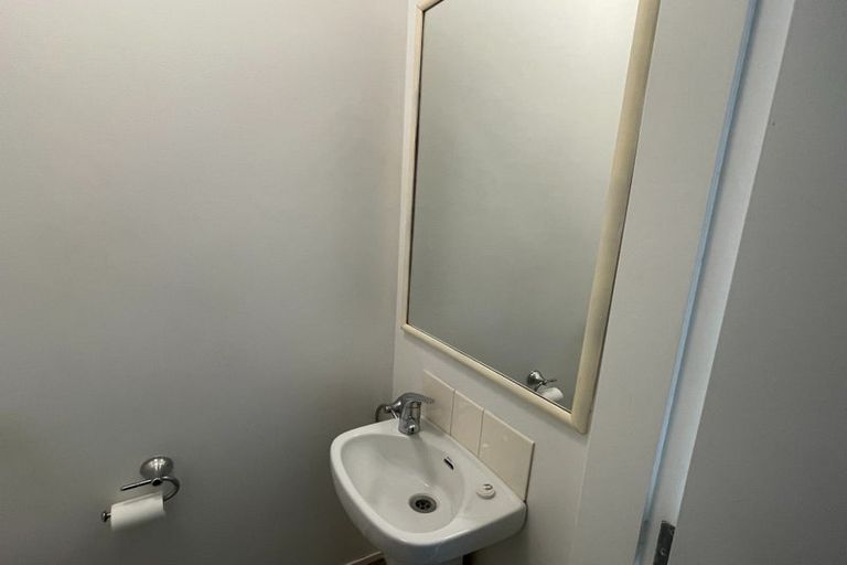 Photo of property in 8/7 Henry Street, Kilbirnie, Wellington, 6022