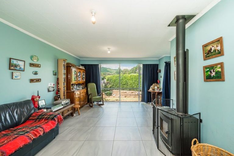 Photo of property in 1 Matipo Street, Waikanae, 5036
