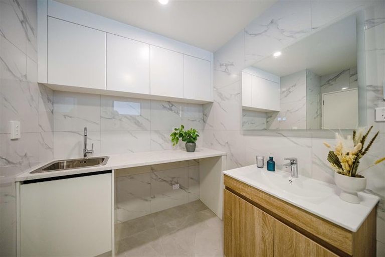 Photo of property in 11d Arimu Road, Papakura, 2110
