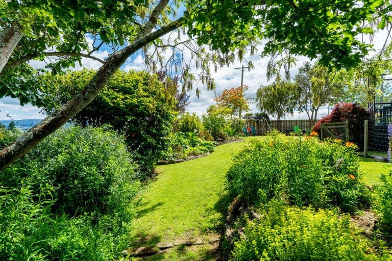 Photo of property in 31 Lake View Street, Waihola, Milton, 9073
